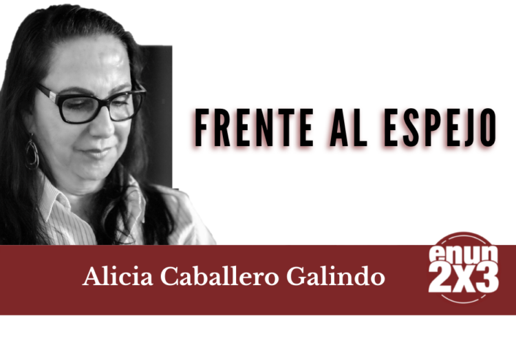 Frente al espejo