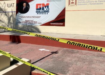 Luisa Álvarez da una lección de dignidad en la UAT