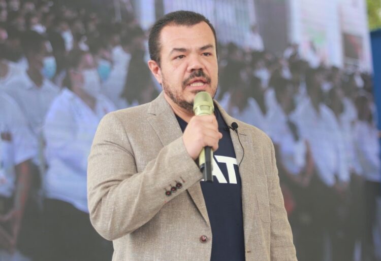 Niega rector de la UAT relación con cabecistas; desconoce amparo legal y a trabajadores despedidos por criticarlo
