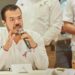 Rector de la UAT saluda con sombrero ajeno por Defensoría de Universitarios