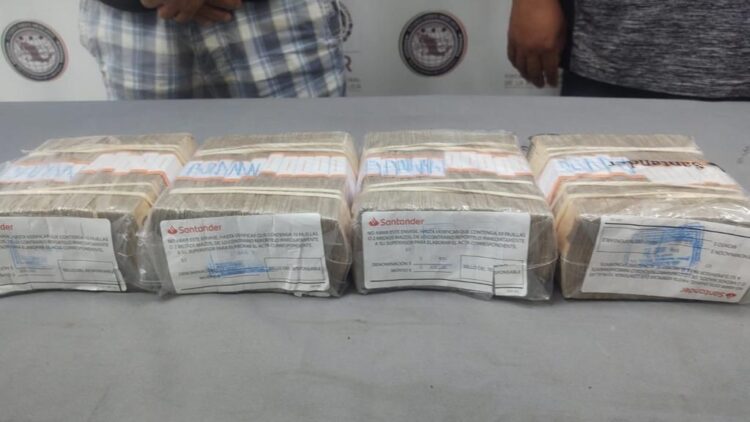 Confirma la FGR detención de panistas con 2 millones de pesos en efectivo
