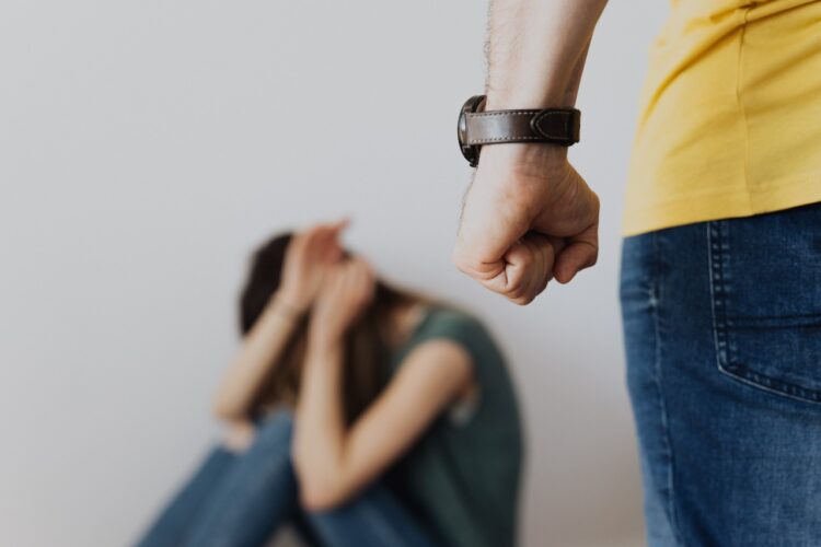 Bajan casos de violencia familiar en primer semestre del Gobierno de la 4T