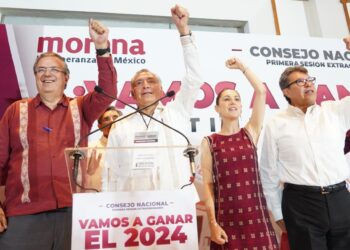 ¿Qué aspirante de Morena tiene más seguidores en redes sociales?