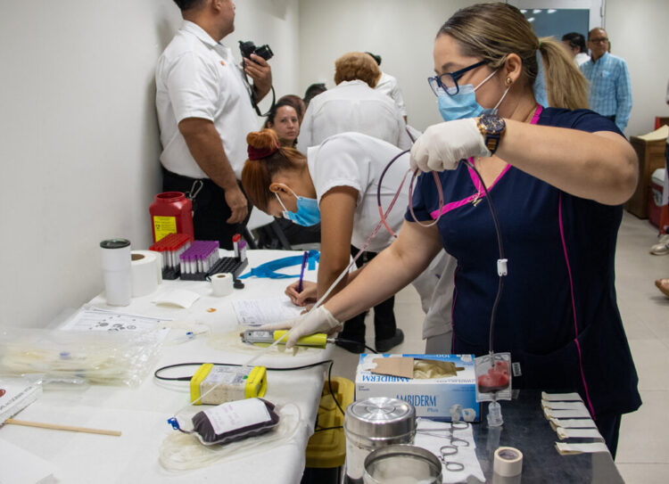 Promueve UAT entre estudiantes la donación de sangre