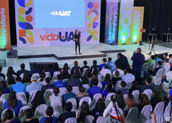 Vida UAT ofrece a estudiantes pláticas que refuerzan su formación integral