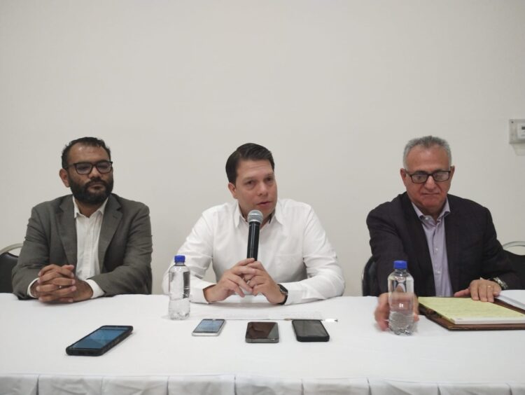 Luis René Cantú Galván justifica sus faltas al Congreso con presuntas “ilegalidades” de Morena
