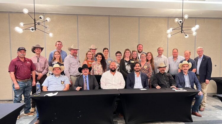 Se reune alcalde de Reynosa con agricultores del Valle de Texas