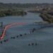 Sí es ilegal colocación de la boyas o muro flotante