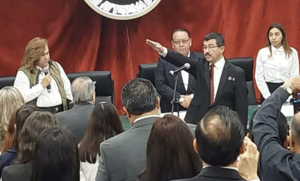 Dámaso Anaya Alvarado rinde protesta como nuevo rector interino de la ...