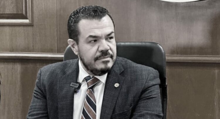 Guillermo Mendoza, un rector ausente en las escuelas de la UAT