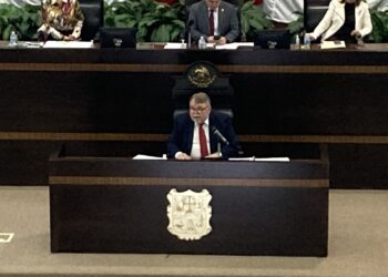 Suman 165 vehículos oficiales con venta irregular en gobierno cabecista