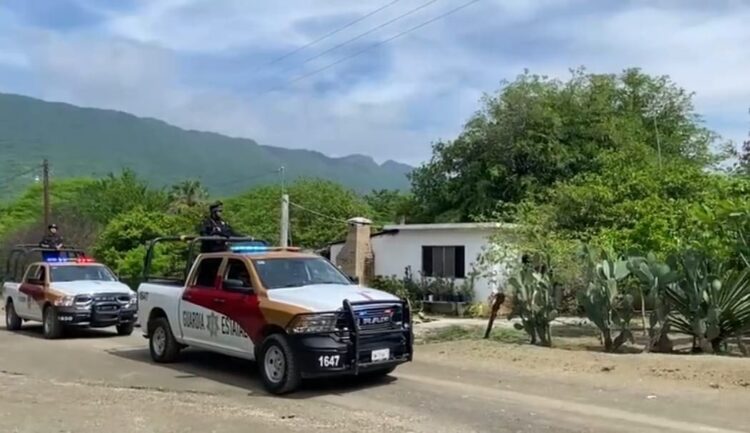 Guardia Estatal realiza perifoneo preventivo ante posible llegada de "Beryl" | Foto: Cortesía