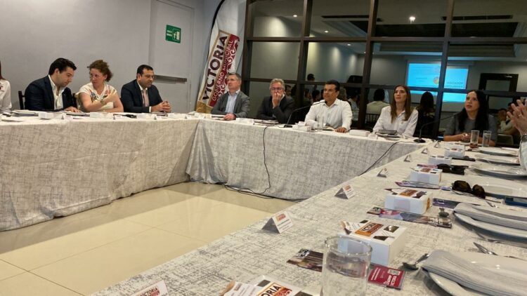 Abren la puerta en Victoria a inversionistas de Fancia