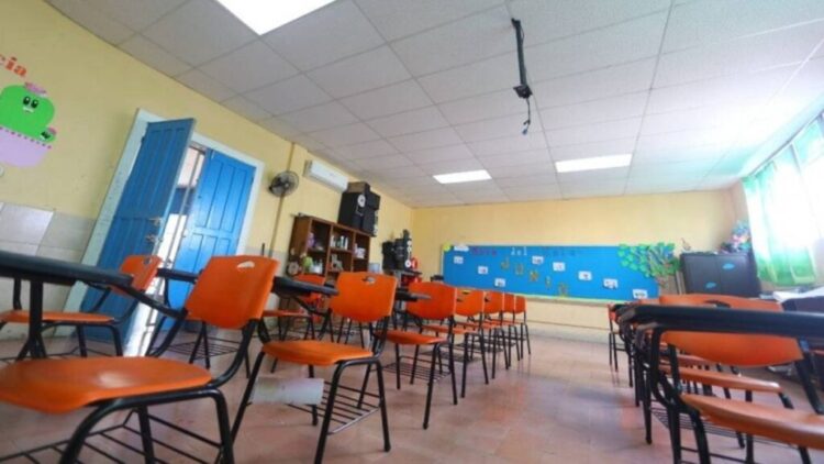 Escuelas. Foto de Archivo