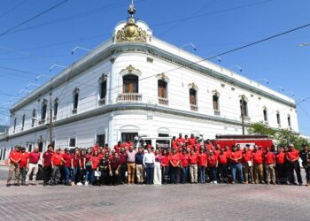 Reconocen en Victoria al Heroico Cuerpo de Bomberos