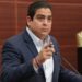 Aunque "nada impide a Cabeza de Vaca integrarse al Congreso" aún no labora