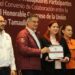 Entrega gobernador reconocimientos a servidores públicos capacitados por el Senado