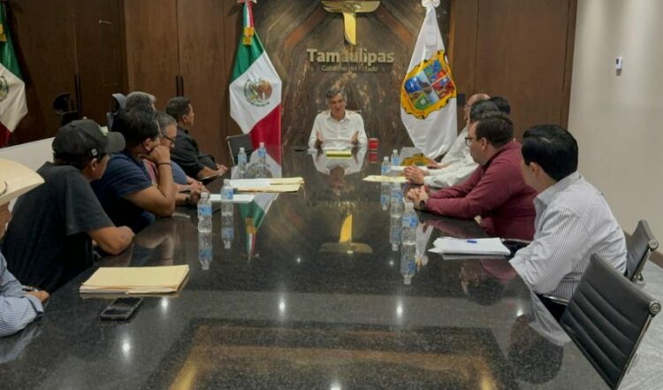 “Estoy del lado de ustedes”: Américo Villarreal a representantes ejidales de Llera