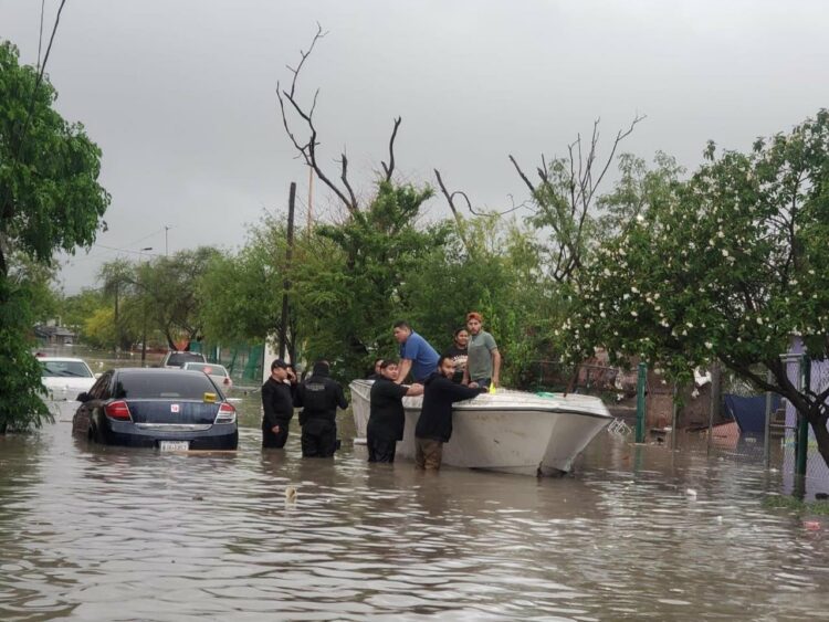 Sedena despliega 640 elementos en Reynosa tras lluvias atípicas. Foto de X Américo Villarreal