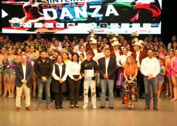 Presenta la UAT su talento artístico en el Día de Internacional de la Danza