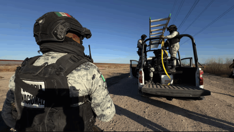 Operación Frontera Norte detiene en tres meses a casi 3 mil personas e incauta 2 mil 500 armas. Foto de web