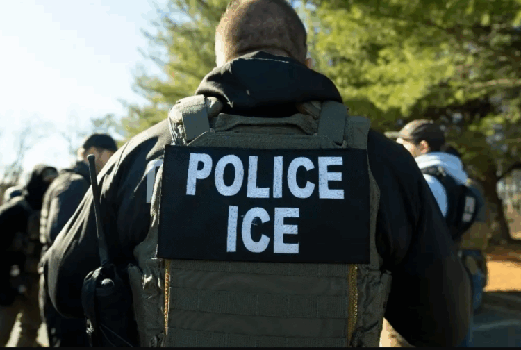 Agentes de ICE. Foto de archivo