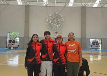 Estudiantes de la UAT conquistan el medallero en el nacional de Esgrima