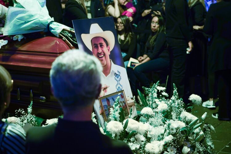 Identifican a joven que asesinó al alcalde de Uruapan, Carlos Manzo. Foto de Juan José Estrada Serafín/Cuartoscuro