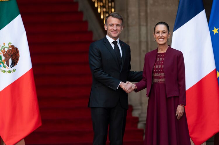 Sheinbaum recibe a Macron en Palacio Nacional. Foto de Gobierno de México