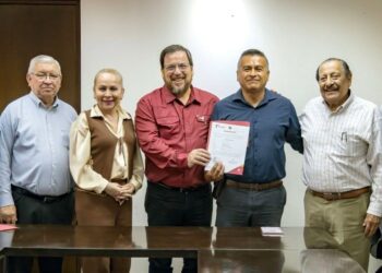 Entrega SET nombramientos a directores de las Secundarias General No 2 “Arquímedes Caballero” y “Silvestre Ábrego Flores”