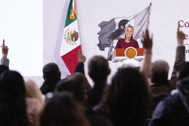 Sheinbaum agradece a AMLO respaldo. Foto de Presidencia