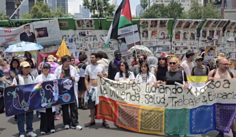 Contramarcha LGBT lleva consignas a las calles de la Ciudad de México. Foto tomada de video