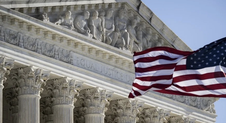 Corte Suprema respalda a Trump contra migrantes. Foto de web