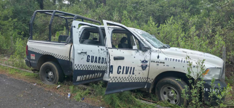 Emboscan a policías en Michoacán: 5 muertos y 5 lesionados